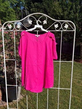 Tunic in Bright Pink with Shoulder Button Detail